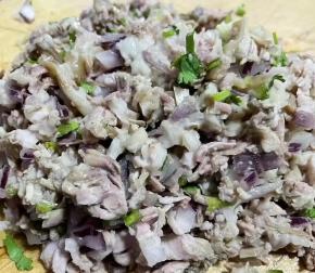 肉馅拌匀入味即可，也可以按照自己喜欢的口味放入各种调味料。