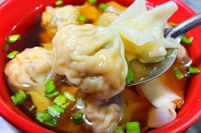鲜肉皮蛋云吞
