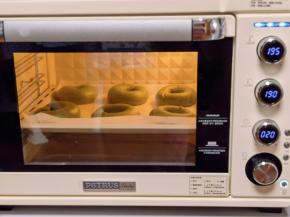 上195度，下190度烤20分钟。（烤6分钟后加盖锡纸）