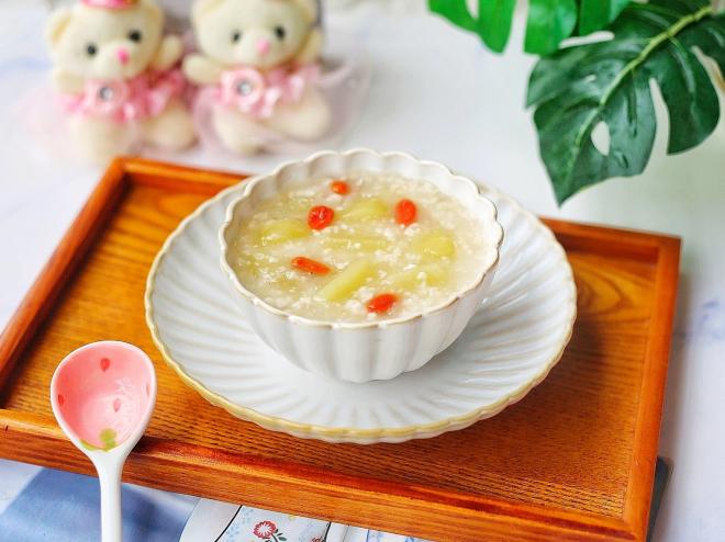 苹果燕麦银耳粥