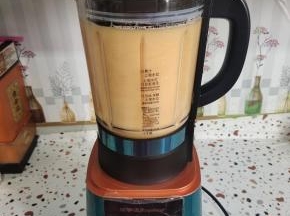 按“果汁”键，2分钟左右就可以了！