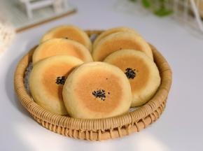 出炉装盘即可。