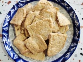 吃的时候，取出来倒在盘子里！
