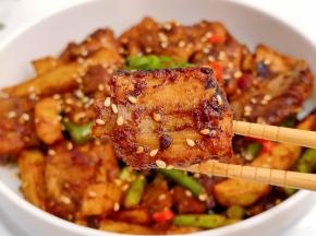 排骨软烂入味。