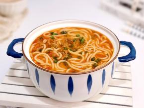 盛出撒葱花即可食用。