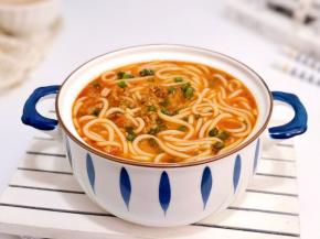 肉沫配上番茄。