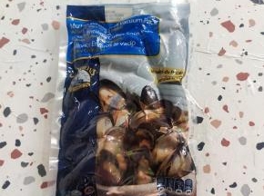 有幸得到智利贻贝(提前煮熟了的）的试用！收到货还冰块完好的冷冻着！没有变质！