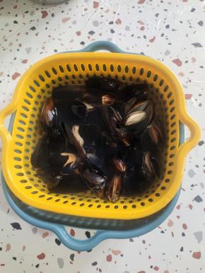 把智利贻贝用温水解冻！