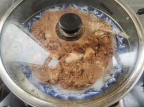 水开以后，上锅蒸8分钟即可！