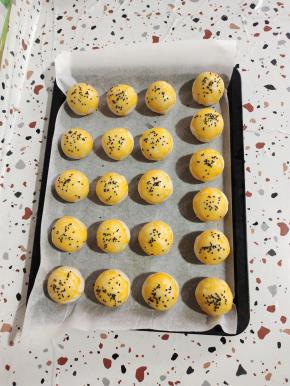 再撒一点黑芝麻！