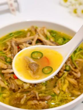 光这个汤汁三碗饭不够！