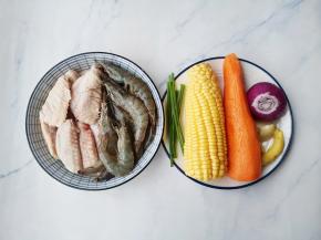 准备好所有食材。