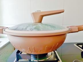 开大火煮开后转中火煮10分钟左右。