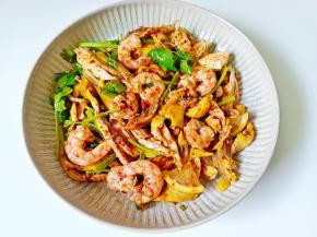 抓拌均匀即可享用。