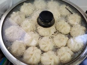 水开，上锅蒸15分钟即可！