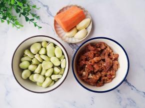 准备好所有食材。