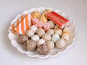 火锅丸子拼盘。