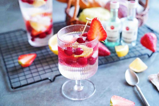 柠香双莓气泡苏打果酒