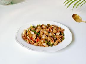 酱香浓郁，香辣开胃！