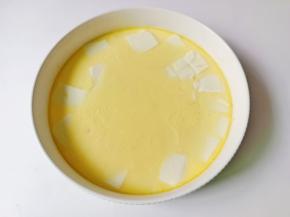 这是蒸好的豆腐鸡蛋