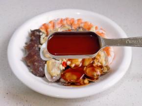 再倒入冷泡海鲜汁就好啦！