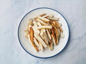 香干切条，