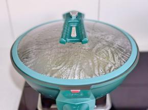 盖上盖子煮15分钟。