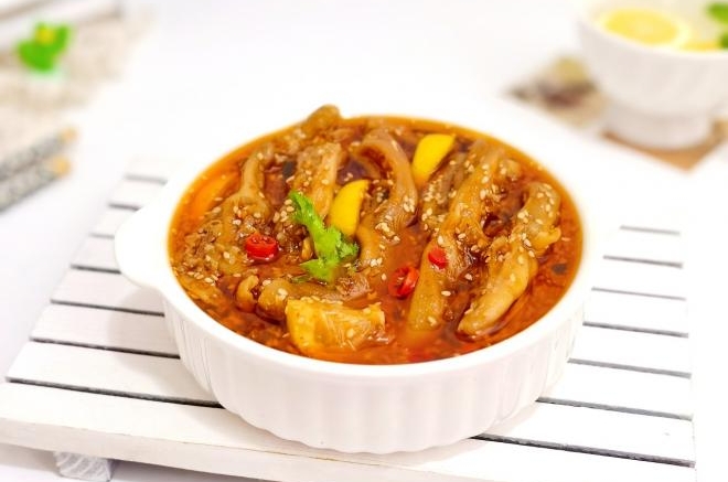 酸辣柠檬无骨鸭爪