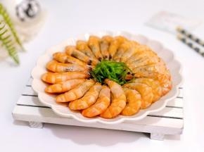 装盘放上葱丝。