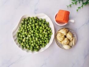 准备好所有食材。