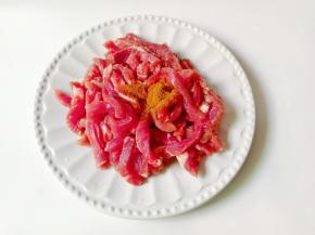 喜欢吃辣的，加一点辣椒粉。