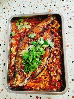 放入香菜，点缀一下即可食用！