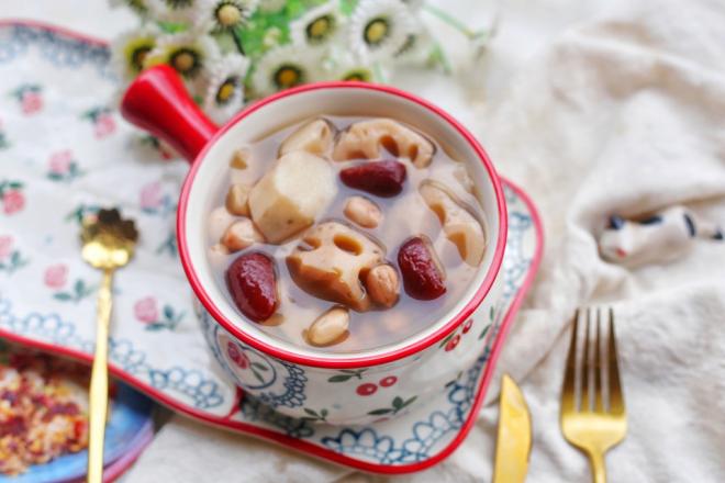 莲藕山药花生汤