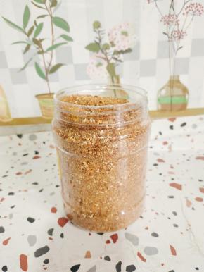 装入干净无油无水的容器中，密封保存！