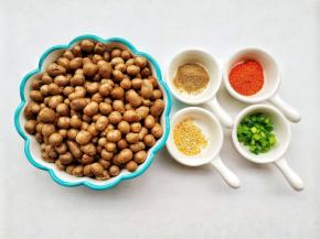 准备好所有食材。