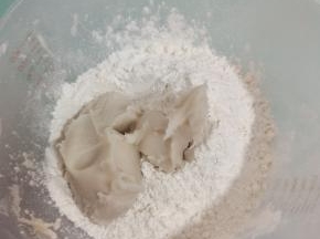 油酥:低筋面粉180克，猪油80克！
