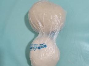 盖上保鲜膜，松弛30分钟备用！
