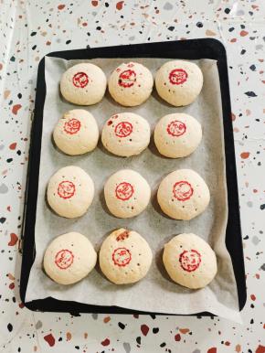 开心果鲜花饼出炉啦！轻轻一碰就酥的掉渣！