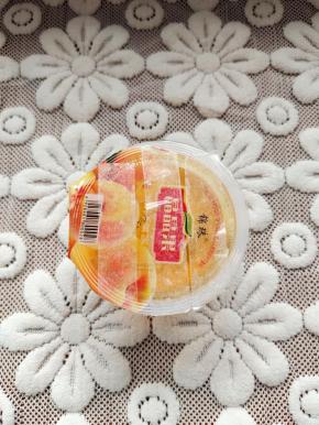 把双面胶上面的那层撕下来！