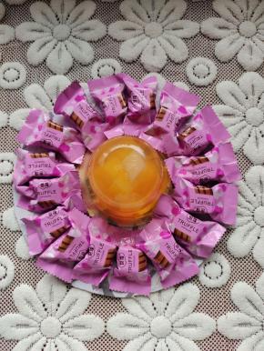 女儿喜欢吃巧克力，给她做一个巧克力的太阳花！