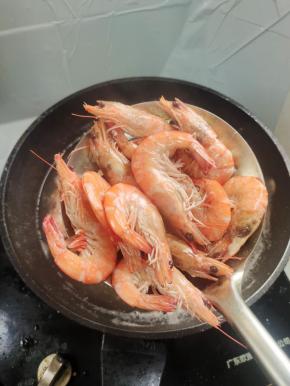 捞出来控干水分！