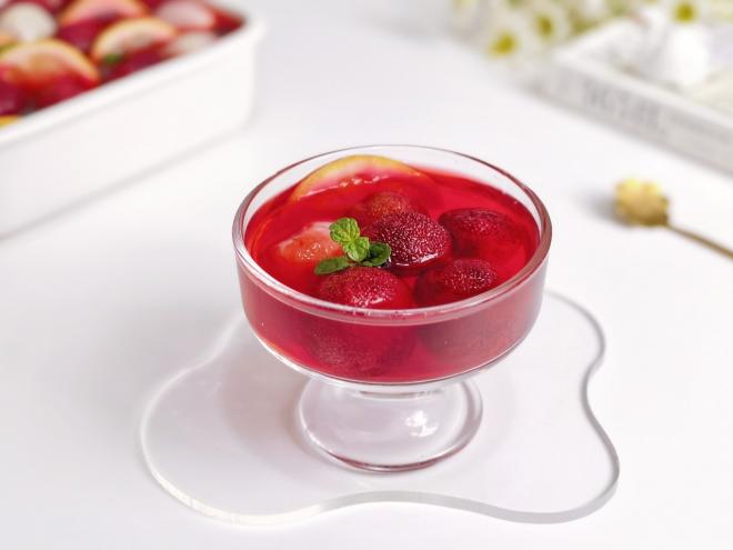 杨梅荔枝罐头饮