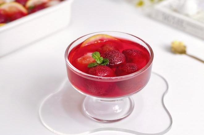 杨梅荔枝罐头饮