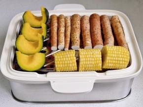 贝贝南瓜，玉米，山药一起蒸。