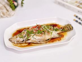 桂鱼鲜美嫩滑。