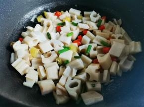 翻炒均匀，