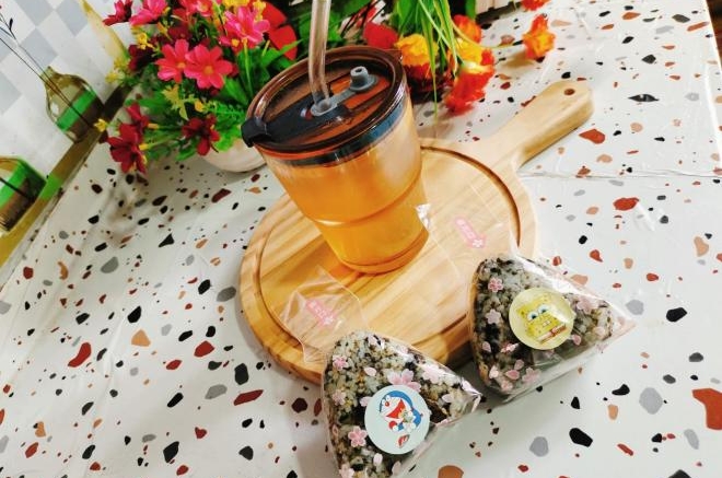 爆打柠檬茶