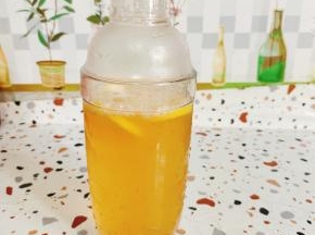 盖上盖子，使劲儿摇晃几下！