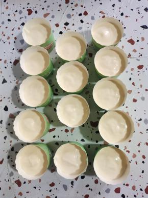 再倒入蛋糕糊7~8分满！