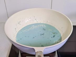 烧开煮至自己喜欢的颜色。